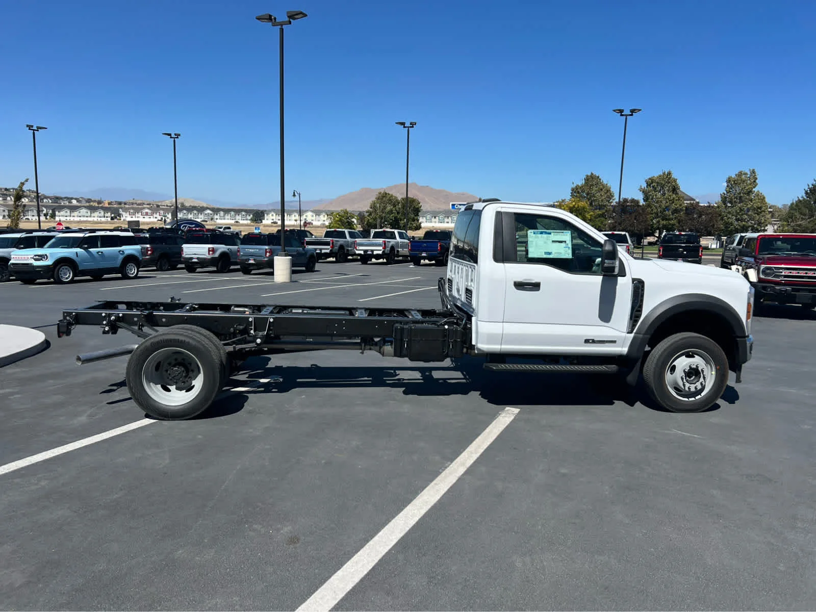 New 2026 Oxford White Ford F-550® XL image 11