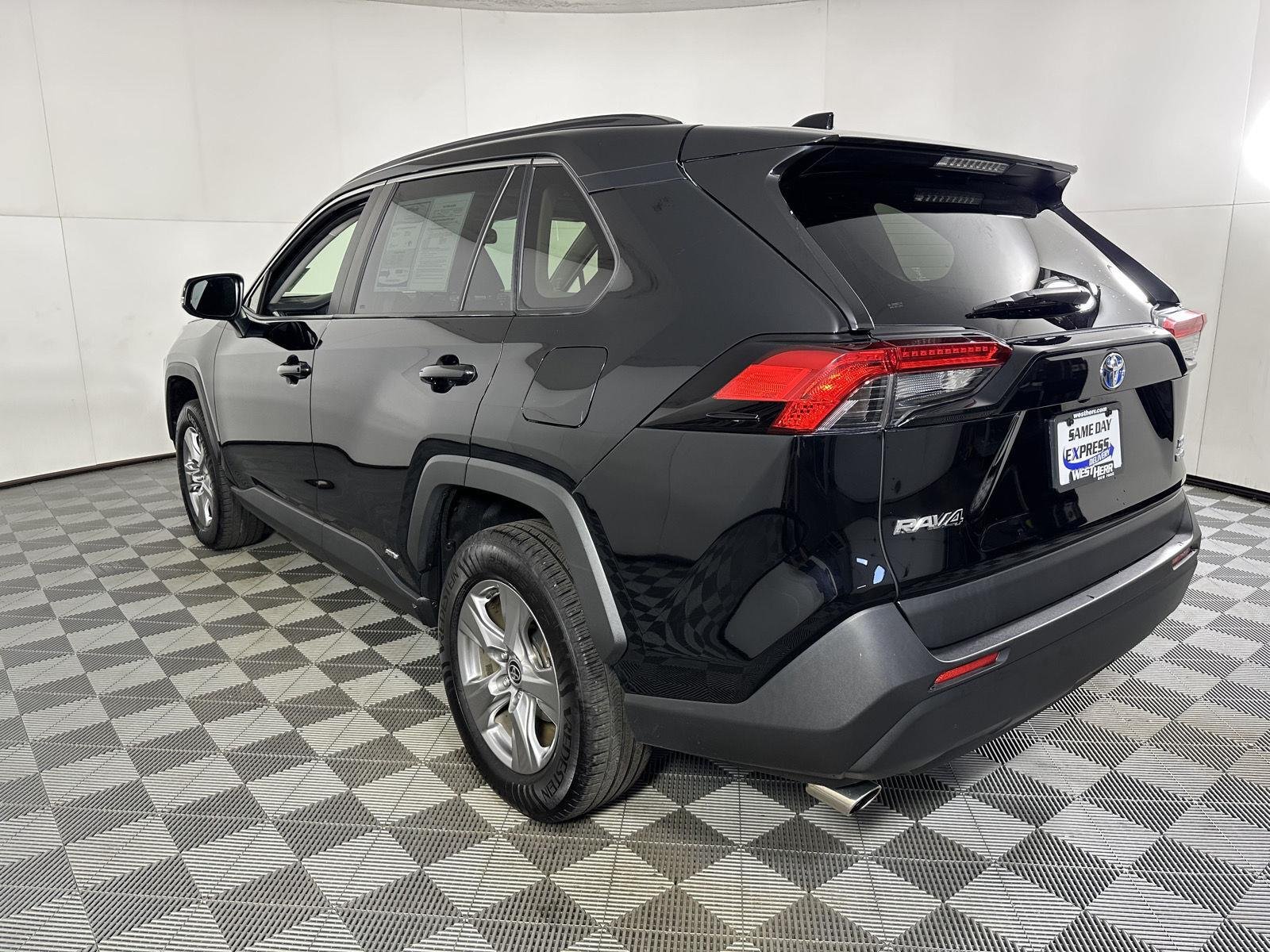 Certified Used 2022 Midnight Black Metallic Toyota XLE image 19