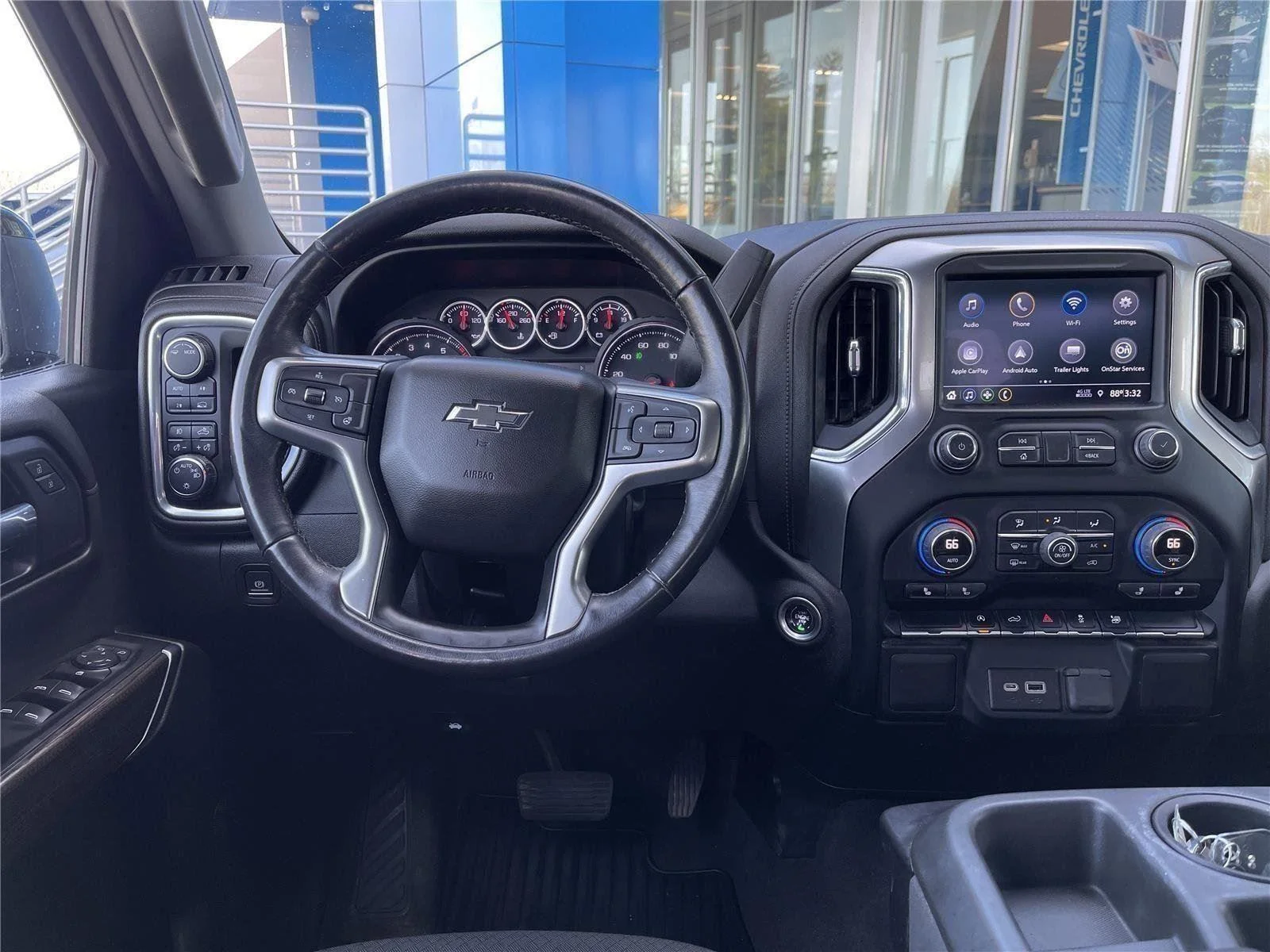 Used 2022 Shadow Gray Metallic Chevrolet RST image 17
