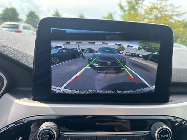 Used 2020 Blue Ford SE Sport Hybrid image 11