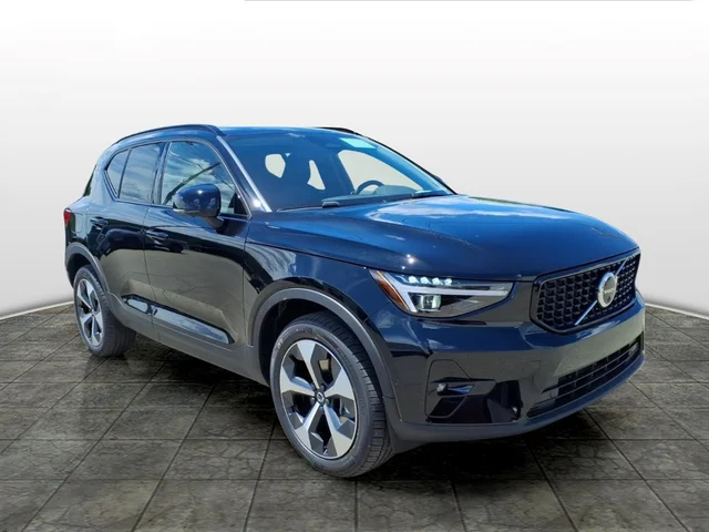 2026 Volvo XC40 Plus