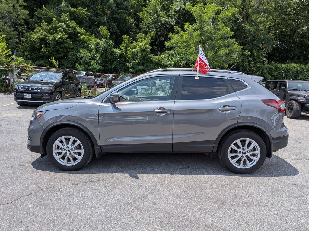 Used 2021 Gray Nissan SV image 10