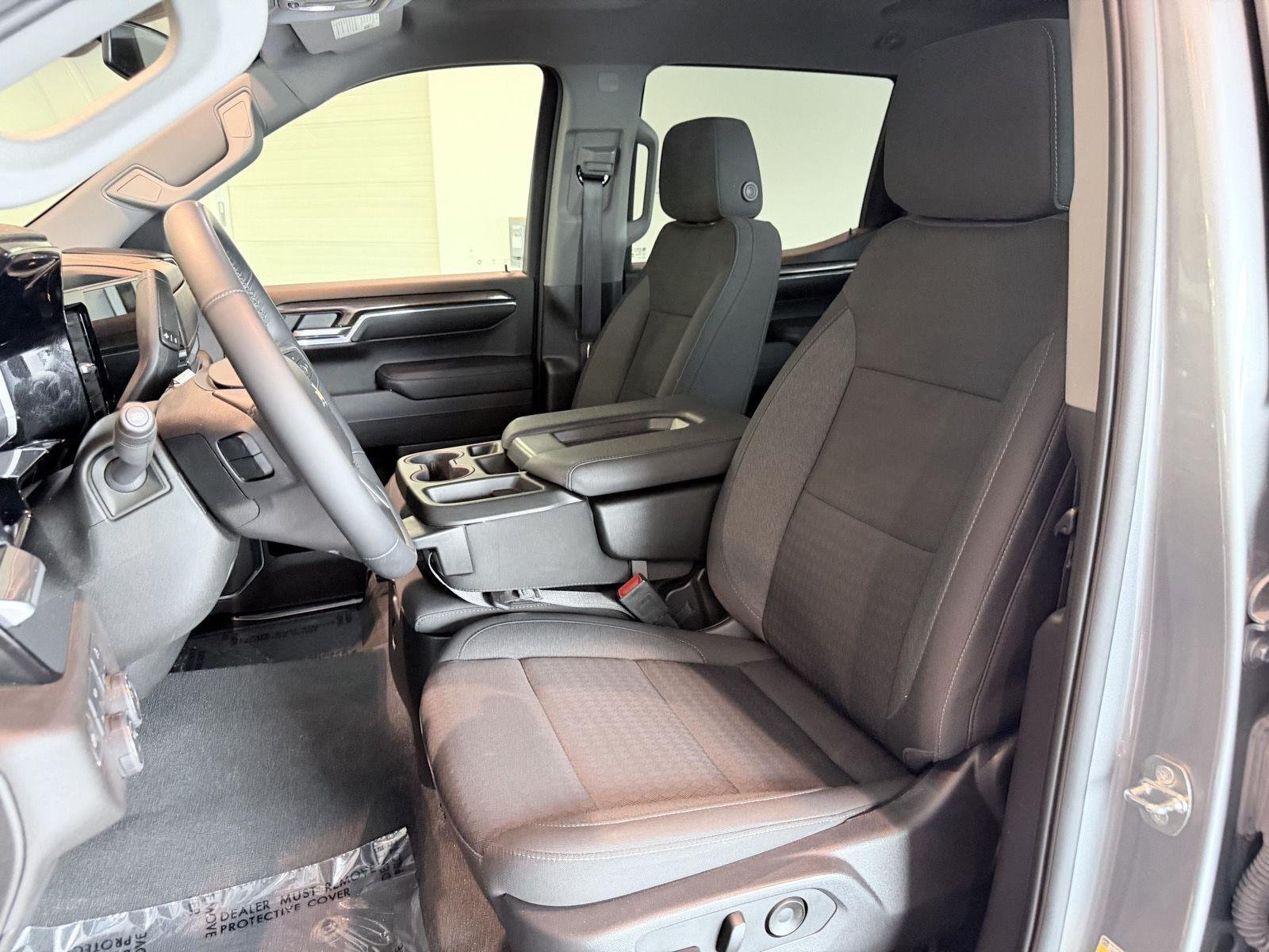 2024 Chevrolet Silverado 1500 LT - Photo 35