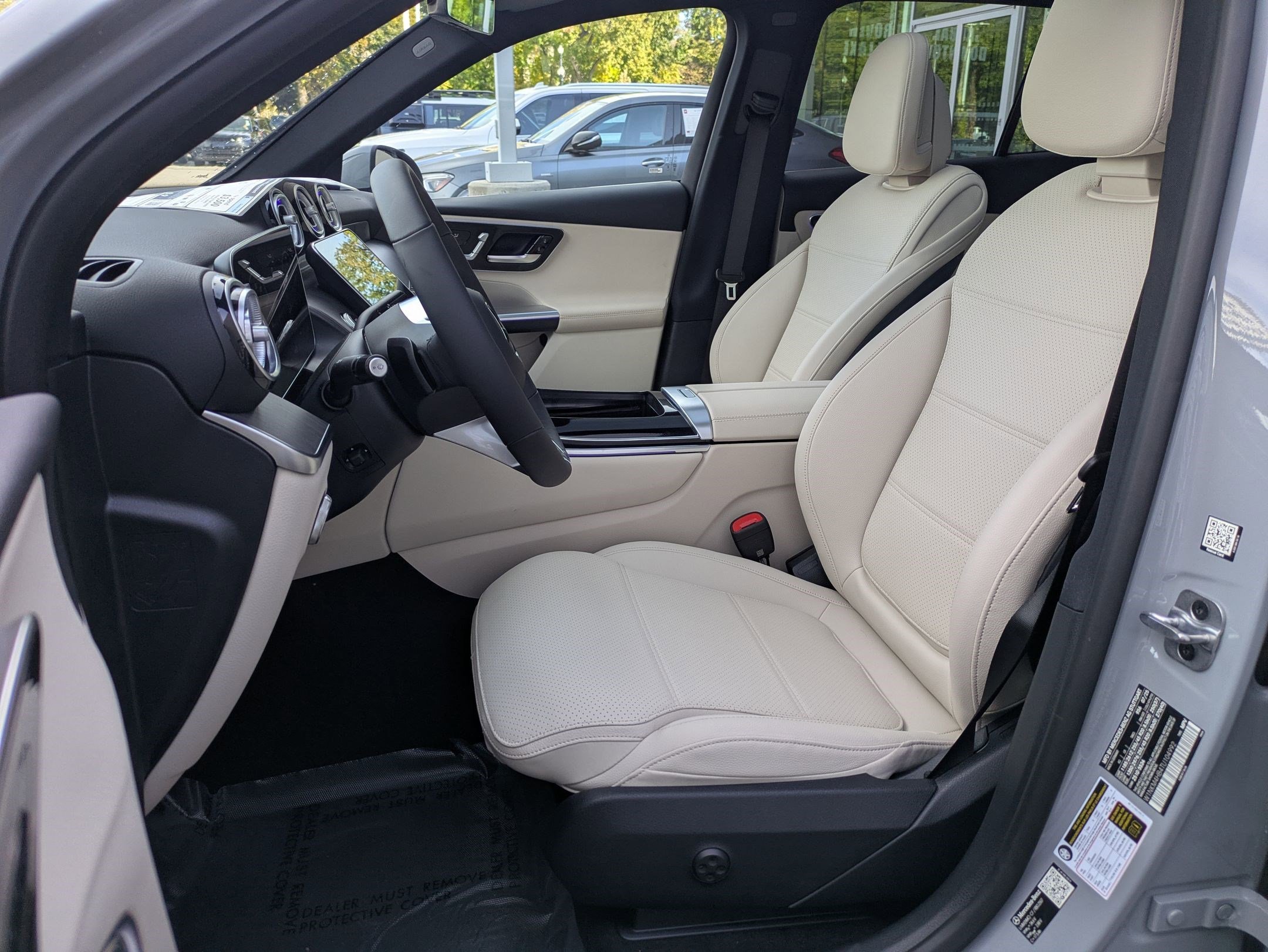 New 2026 MANUFAKTUR Alpine Grey Mercedes-Benz GLC 300 image 30