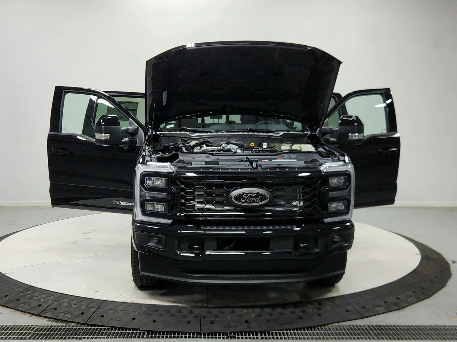 New 2026 Agate Black Metallic Ford F-250® Lariat® image 11