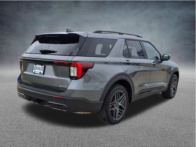 Used 2025 Gray Ford ST-Line image 7