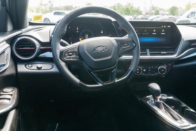 Used 2025 Black Chevrolet 2RS image 14
