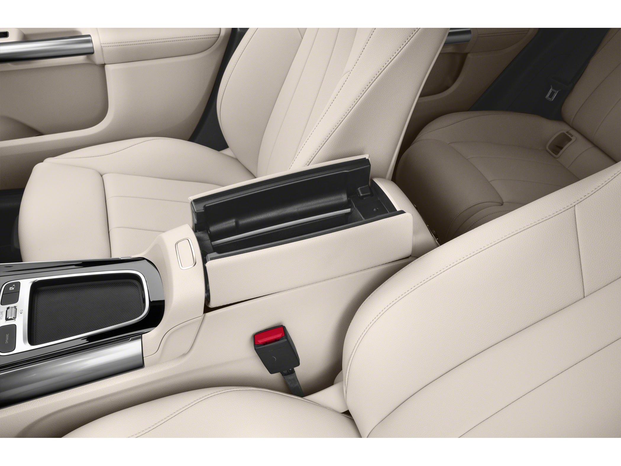 New 2026 Polar White Mercedes-Benz GLA 250 image 10