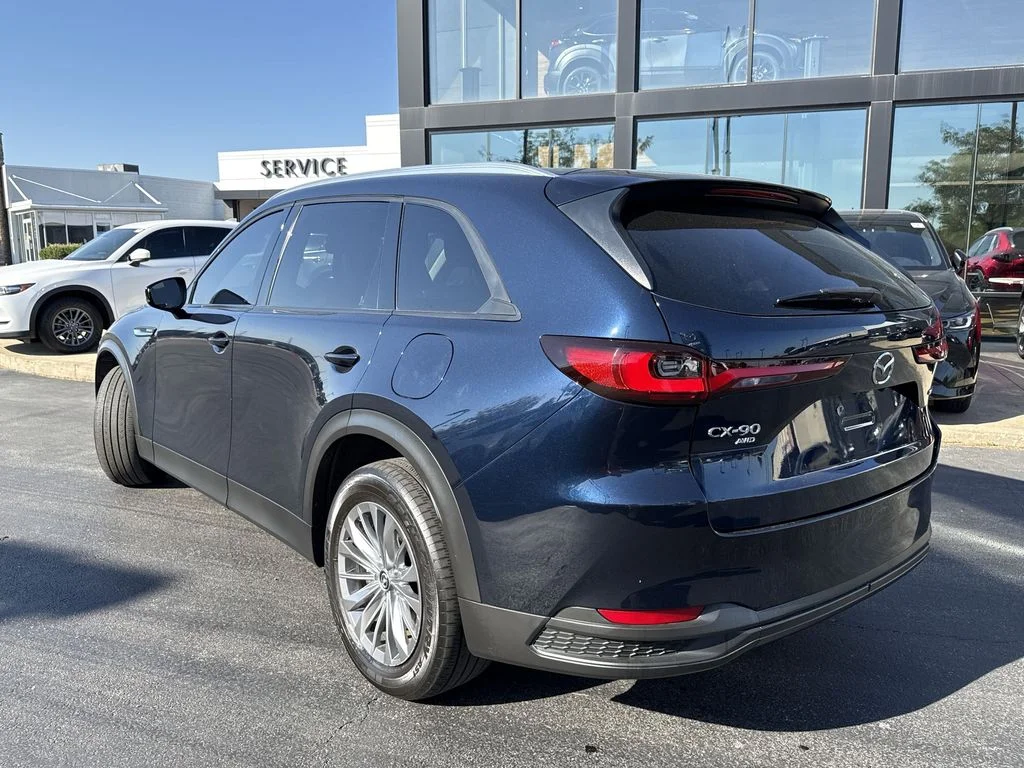 Used 2024 Blue Mazda Preferred image 9