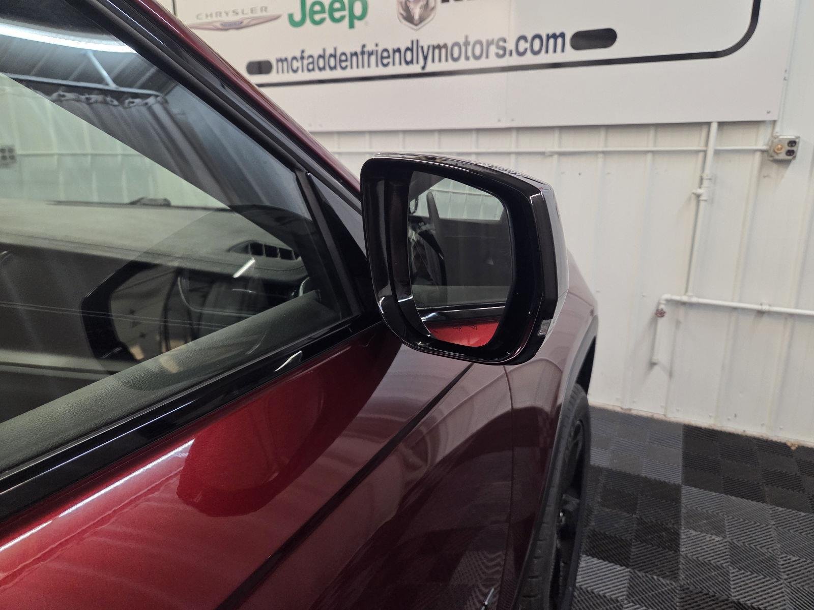 Used 2023 Velvet Red Pearlcoat Jeep Limited image 52