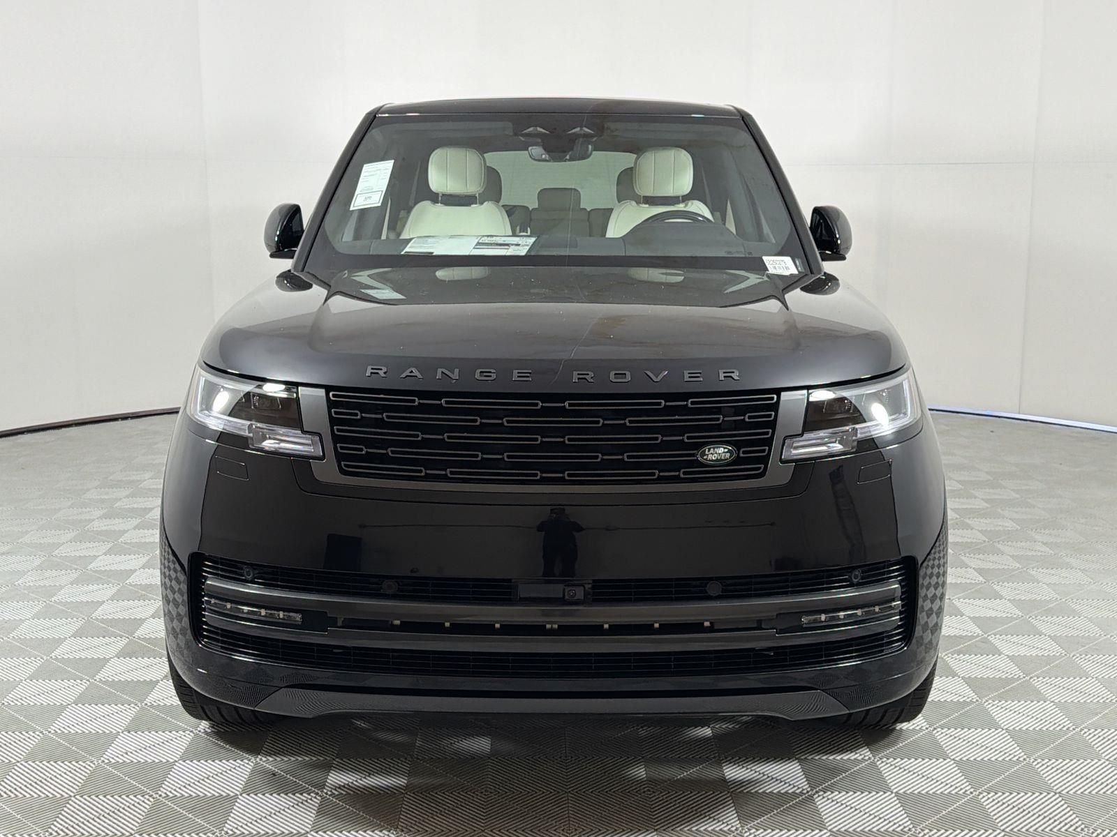 New 2026 Santorini Black Land Rover SE image 8