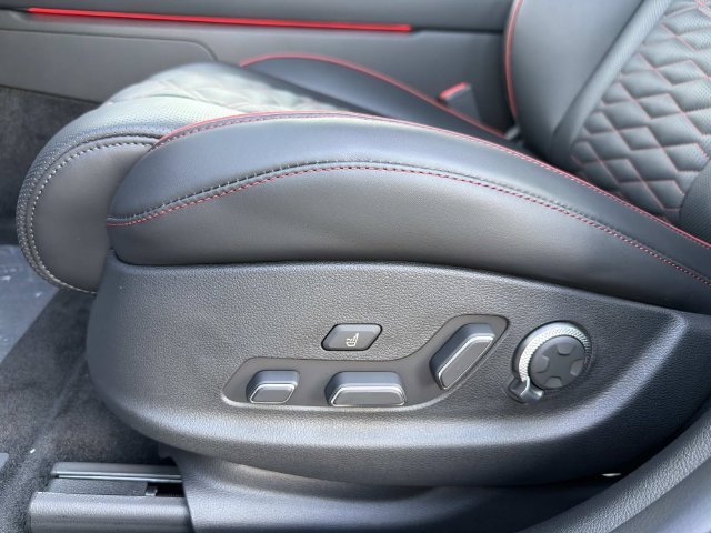 New 2027 Black Genesis 3.5T SPORT PRESTIGE image 10