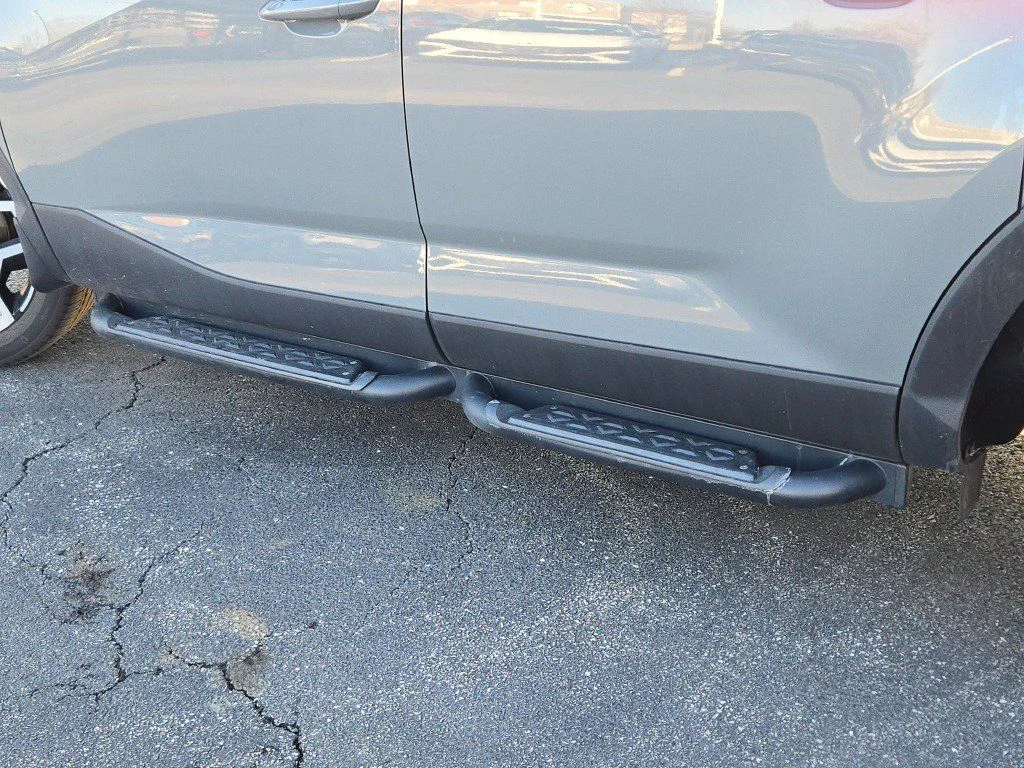 Used 2022 Gray Hyundai Limited image 16