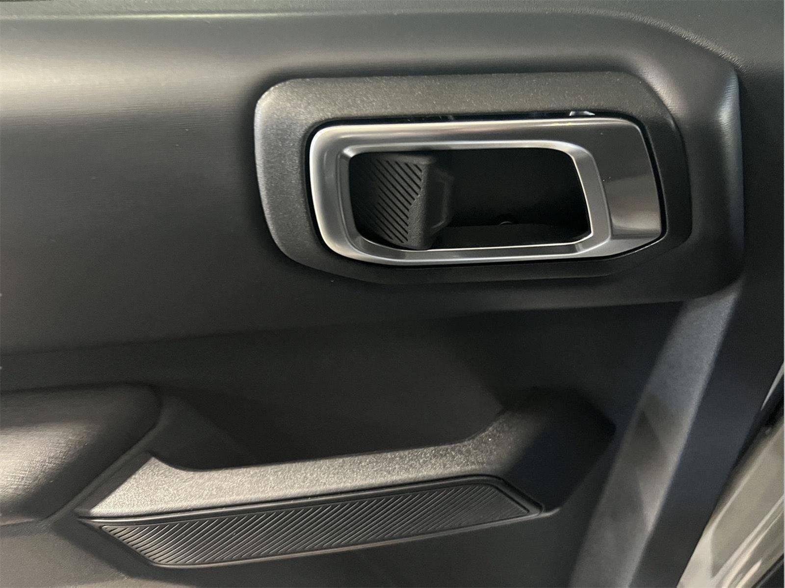 Used 2026 Avalanche Gray Ford Outer Banks image 18