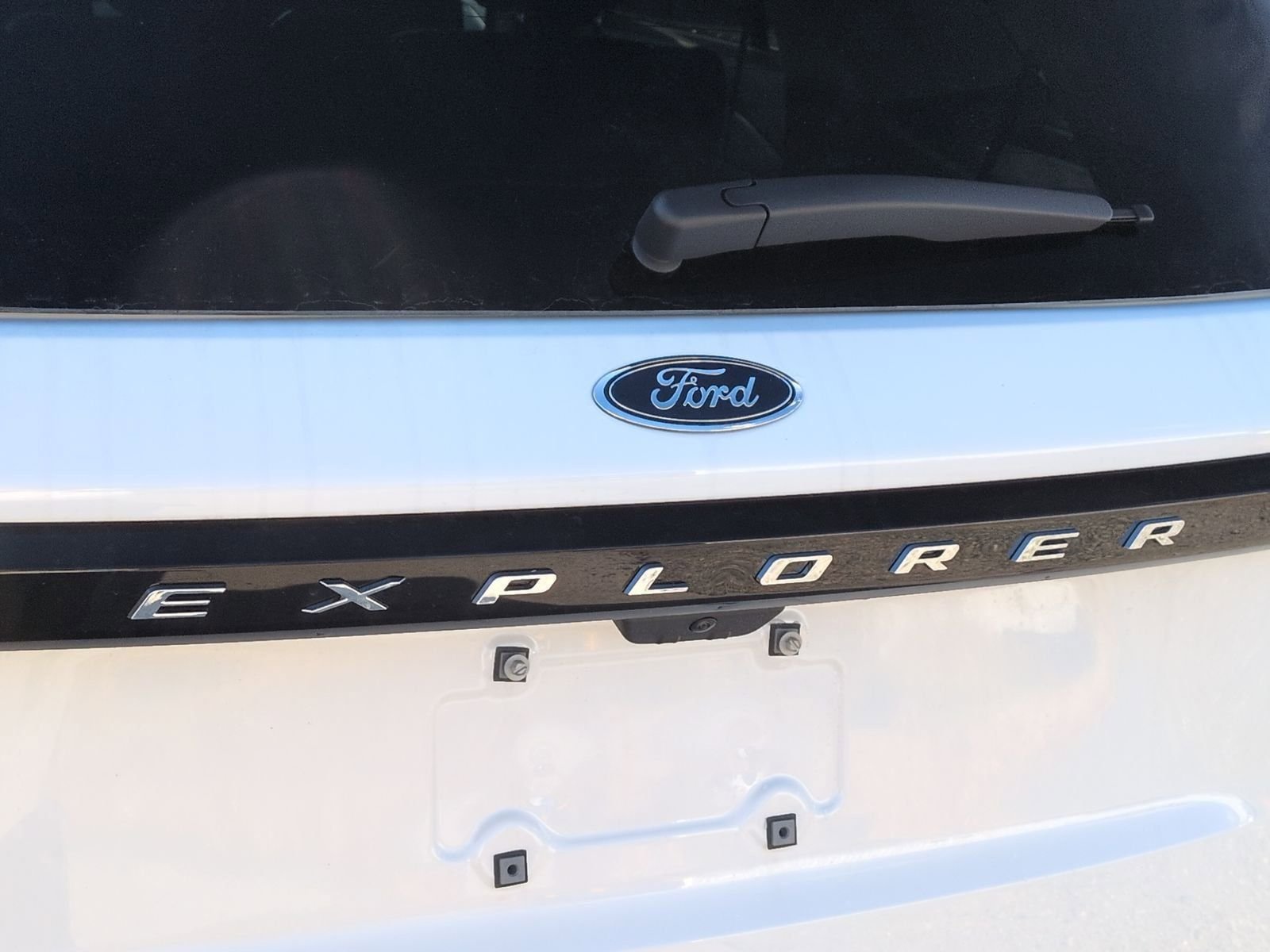2026 Ford Explorer Active - Photo 13