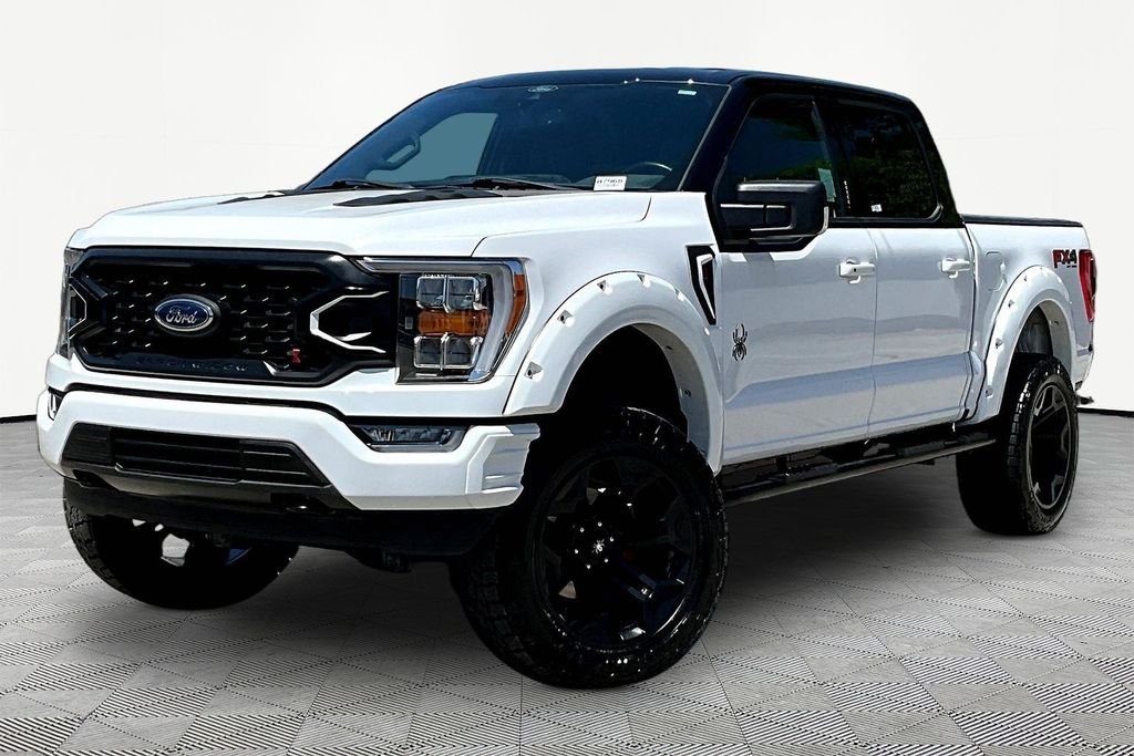 Used 2022 White Ford Lariat image 3