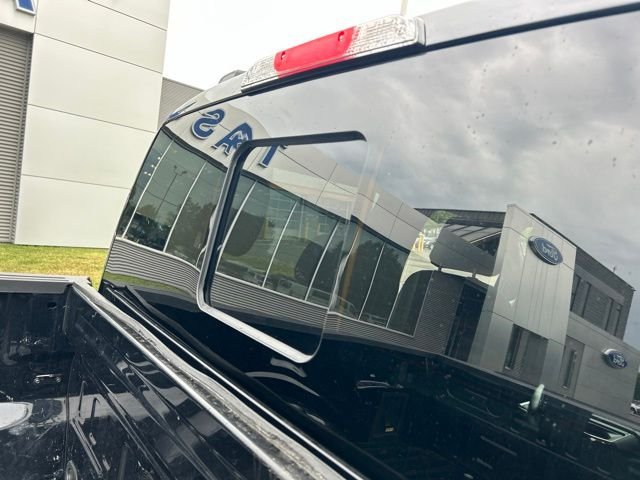 Used 2023 Black Ford XLT image 16