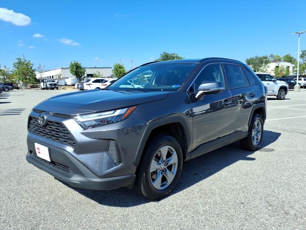 Used 2025 Gray Toyota XLE image 9