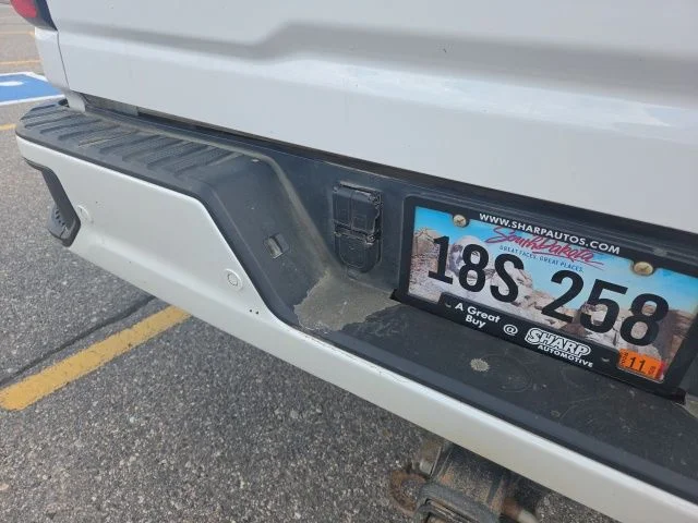Used 2022 White GMC Denali image 6