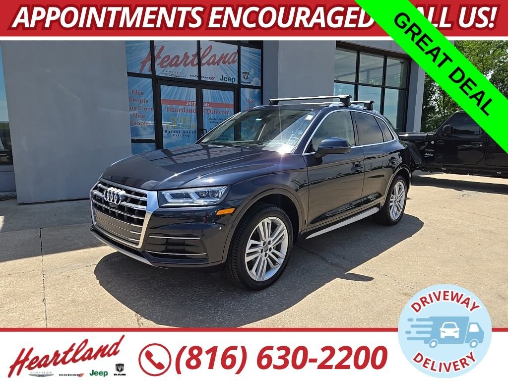 2018 Audi Q5 2.0T quattro S tronic Prestige's photo