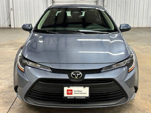 Used 2026 CELESTITE GRAY ME. Toyota  image 2