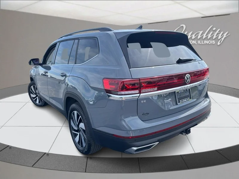 Used 2025 Gray Volkswagen 2.0T SE w/Technology image 6