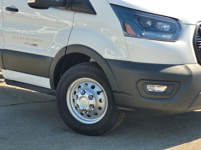 New 2025 Oxford White Ford Cutaway image 2