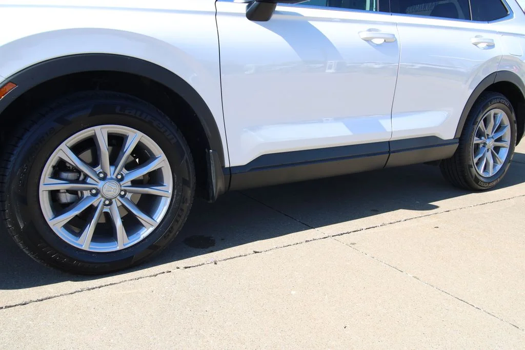 Used 2025  Honda EX image 10