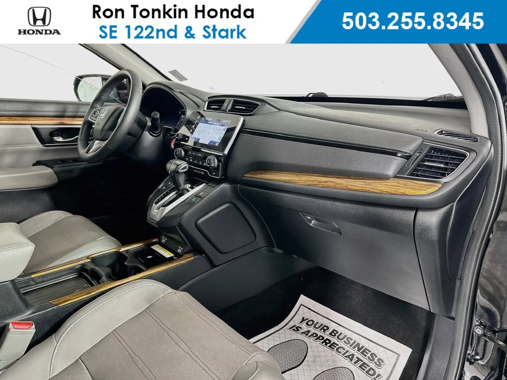 Used 2020 Crystal Black Pearl Honda Touring image 32
