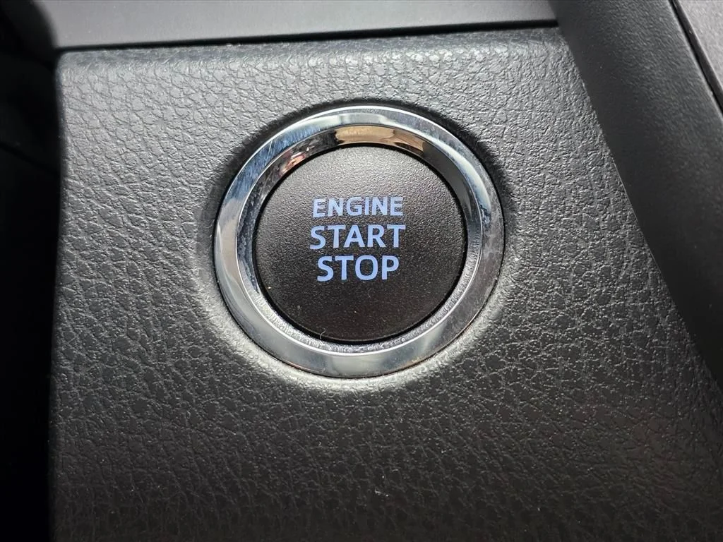 Used 2021 White Toyota TRD V6 image 17