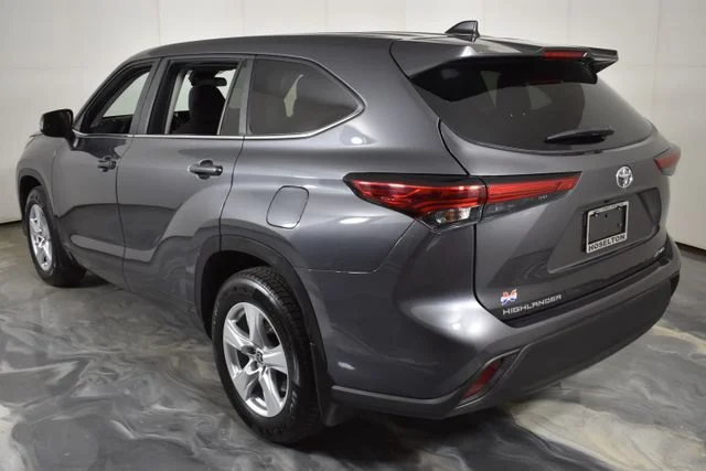 Used 2023 Gray Toyota LE image 7