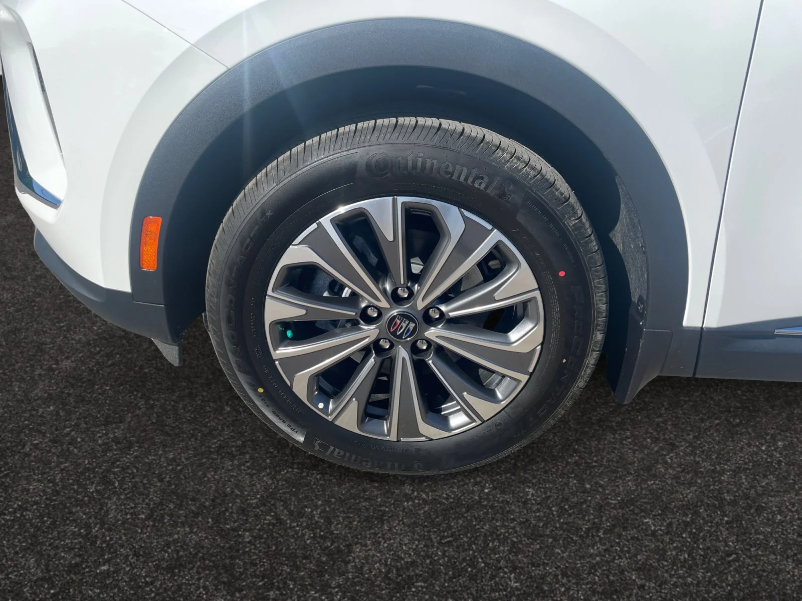 New 2026 Summit White Buick Preferred AWD image 9