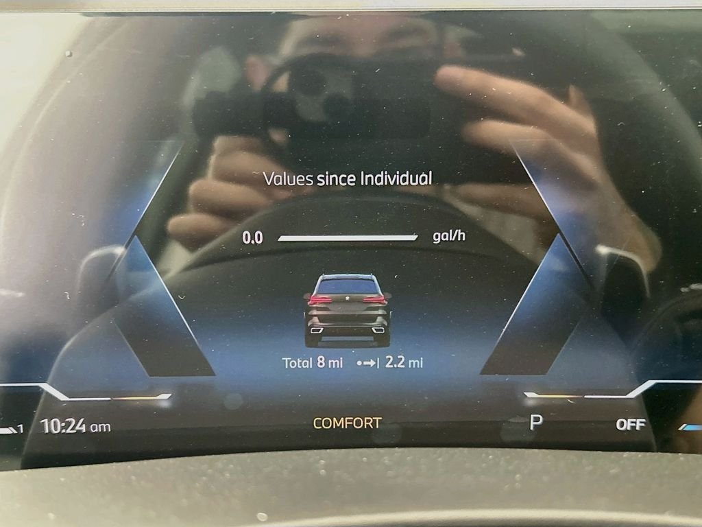 New 2026 Green Metallic BMW xDrive40i image 33