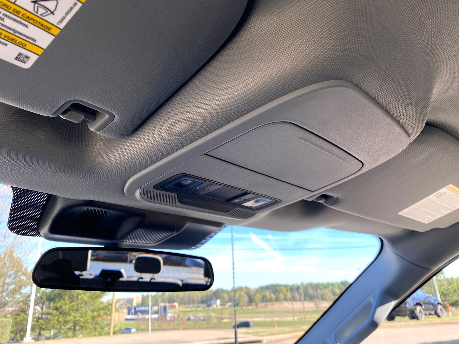 Used 2023 Oxford White Ford XLT image 25