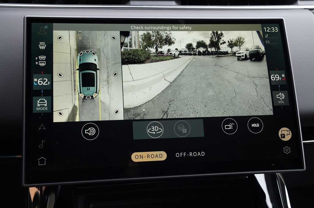 New 2026 Carpathian Grey Land Rover Dynamic SE image 28