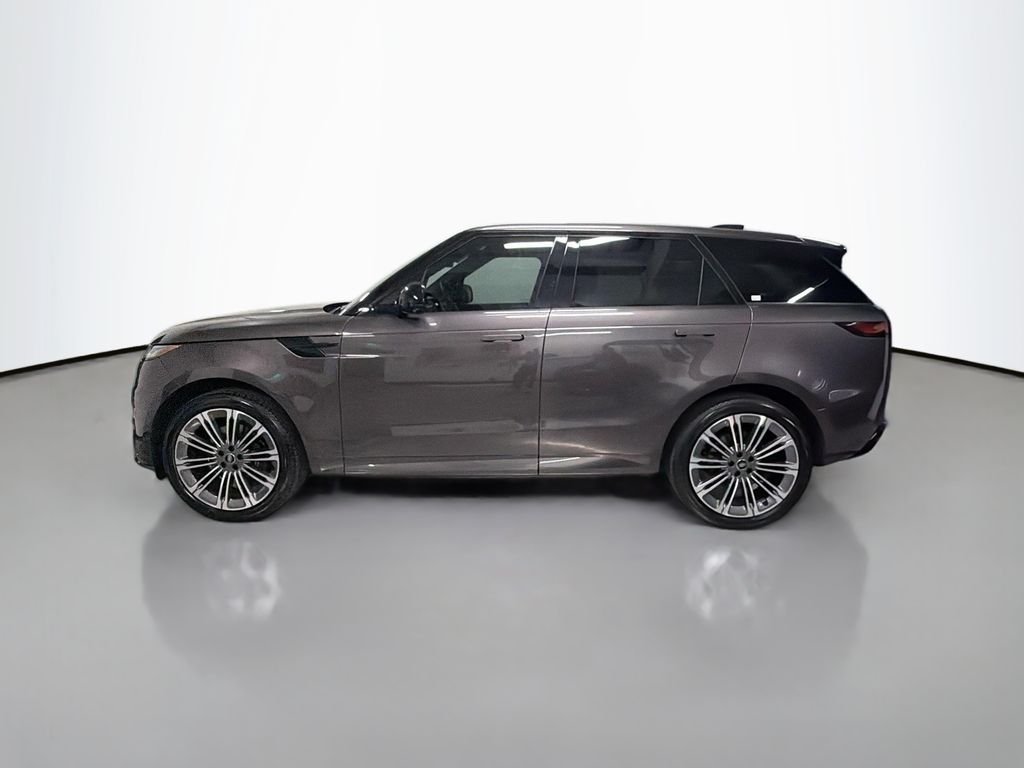 Used 2024 Gray Land Rover Dynamic SE image 2
