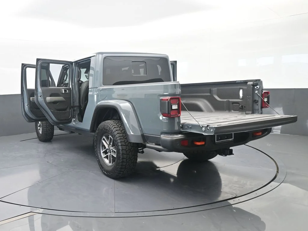Used 2026 Anvil Clearcoat Jeep Mojave X image 82
