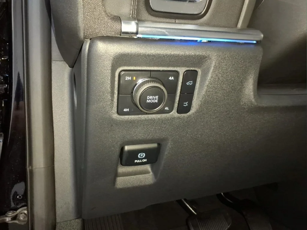 Certified Used 2025 Black Metallic Ford Platinum image 19