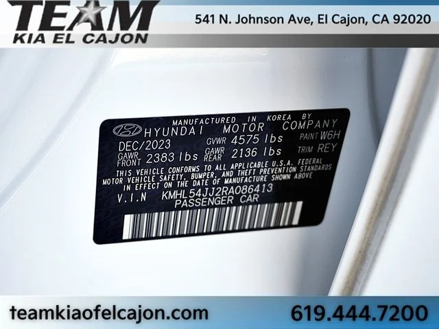 Used 2024 White Hyundai Limited image 37