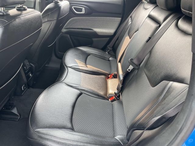 Certified Used 2024 Hydro Blue Pearlcoat Jeep Latitude image 20