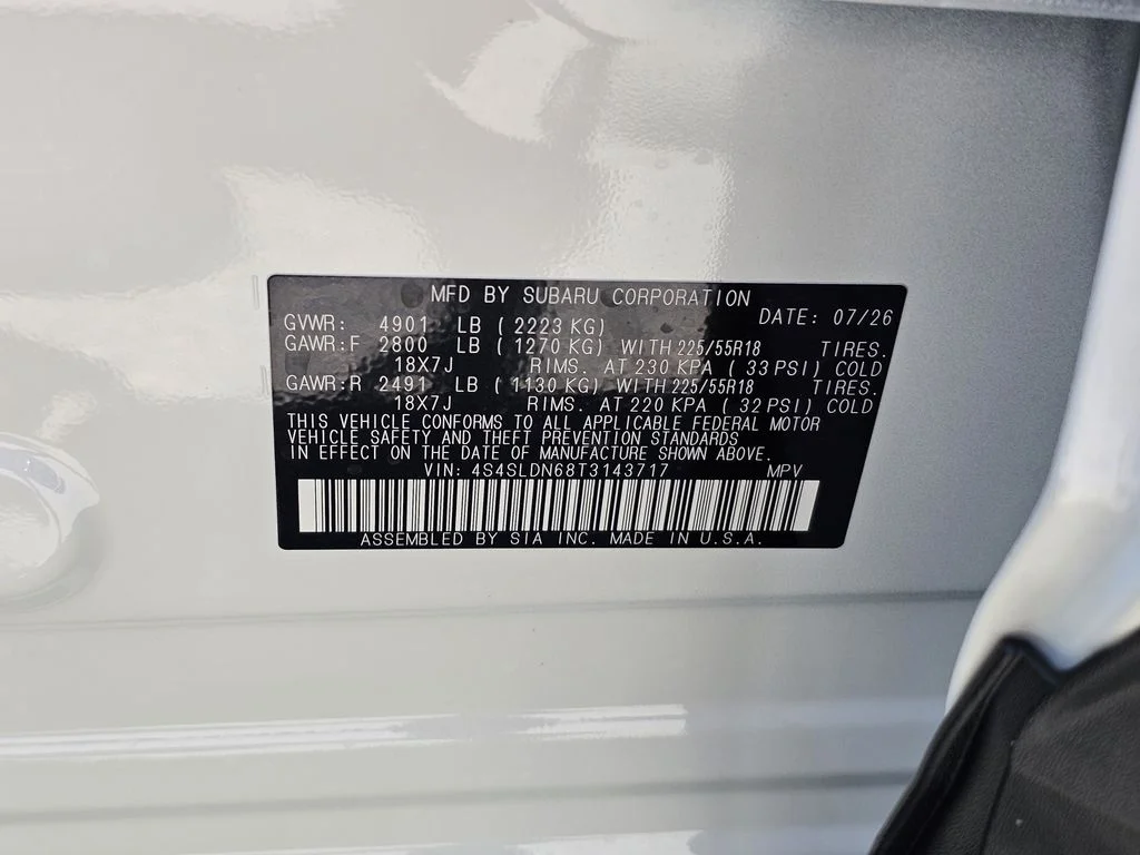 New 2026 CRYSTAL WHITE PEARL Subaru Limited image 30