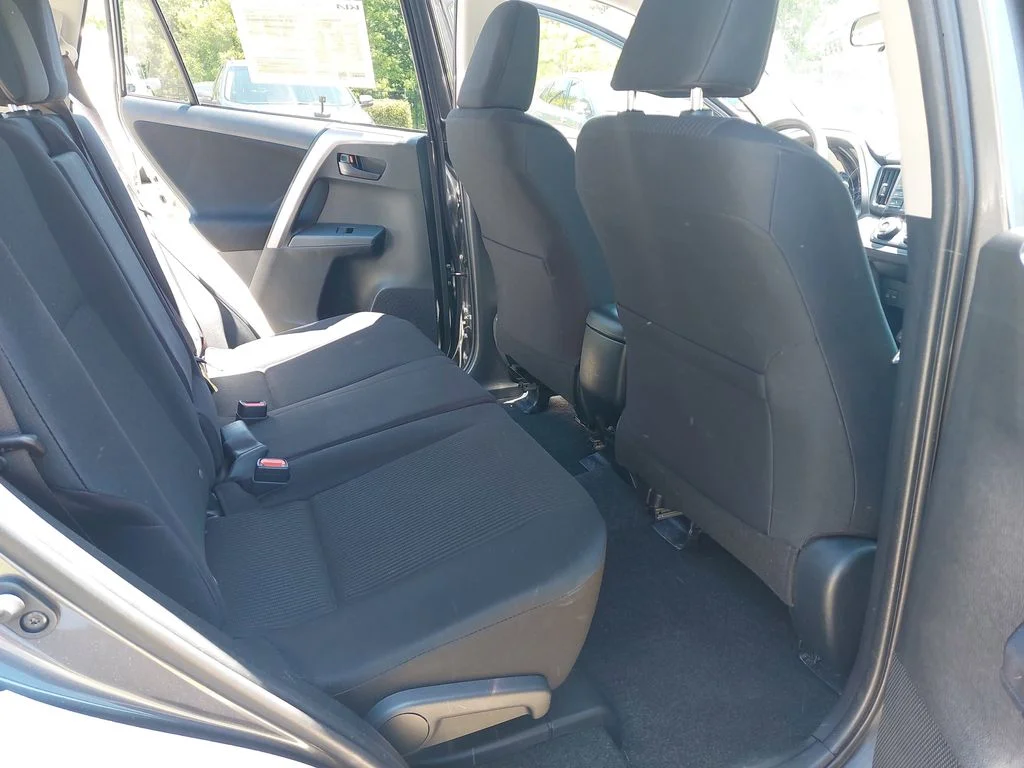 Used 2018 Gray Toyota LE image 11