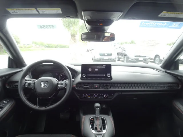 2025 Honda HR-V Sport - Photo 11