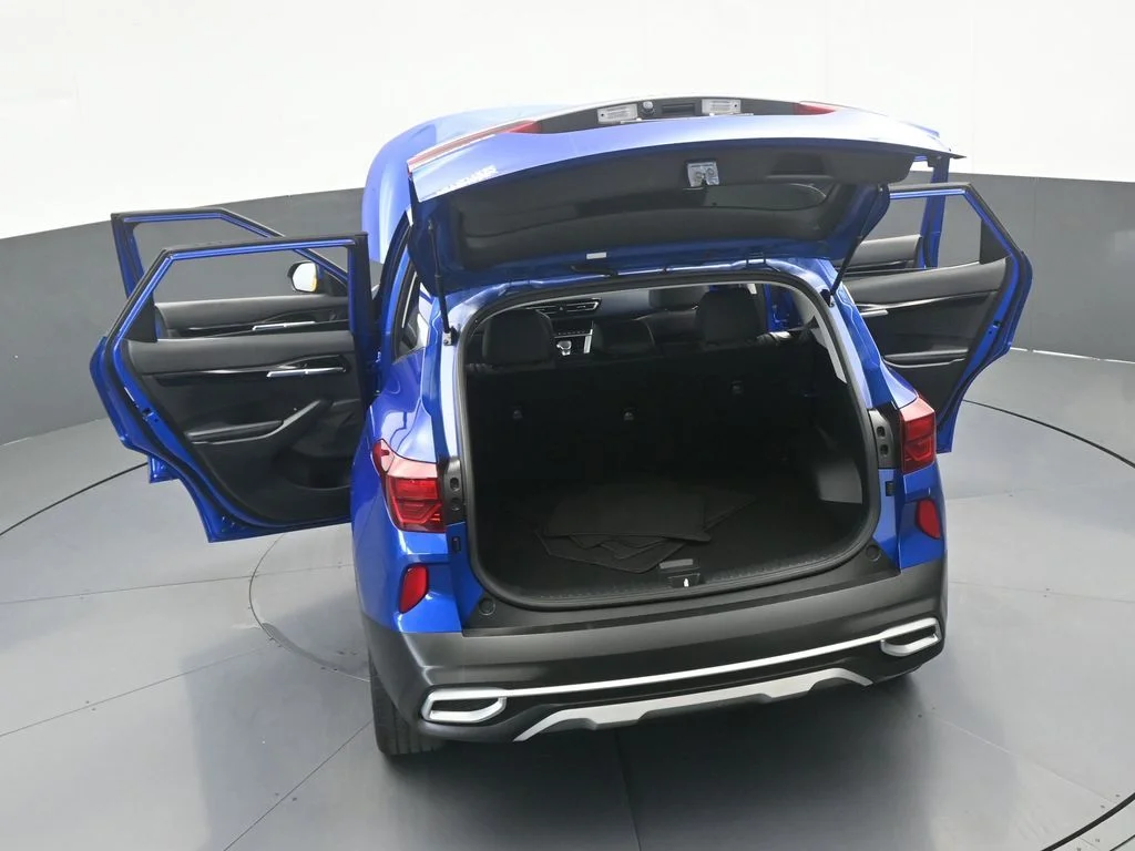 Used 2023 Neptune Blue Kia Nightfall image 65