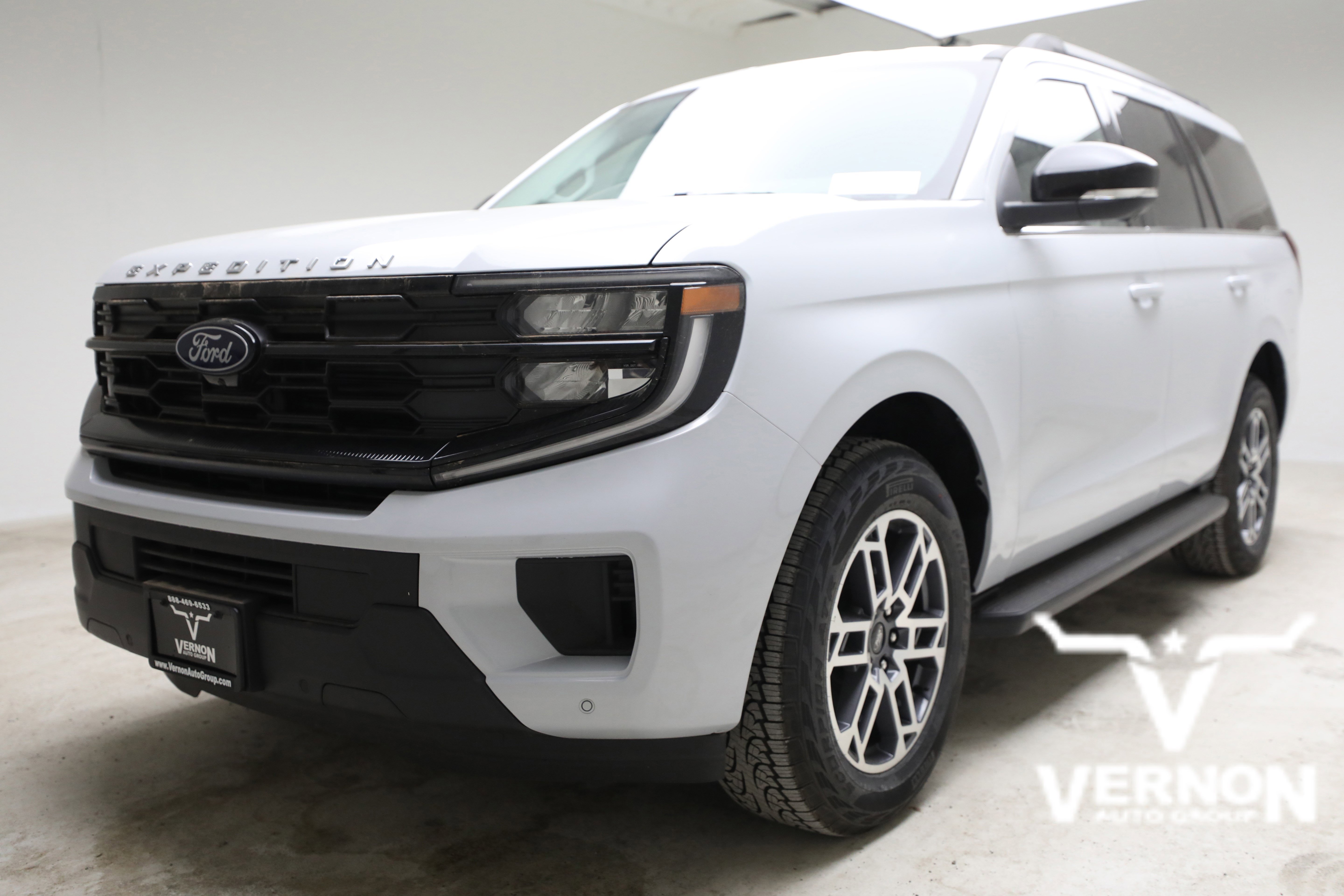 2026 Ford Expedition Active 4x4's photo