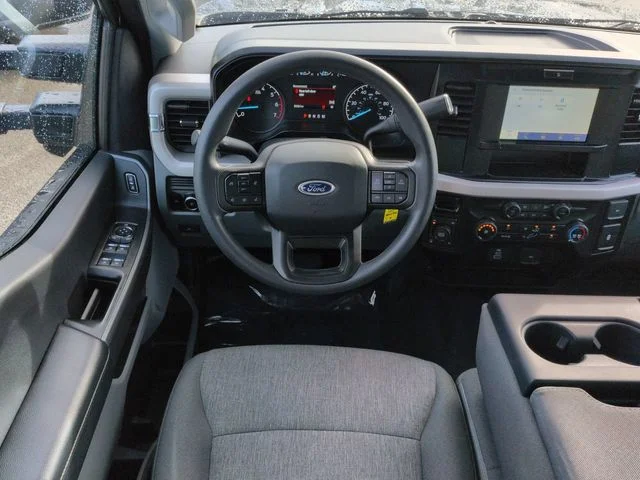 Used 2025 Gray Ford XL image 15