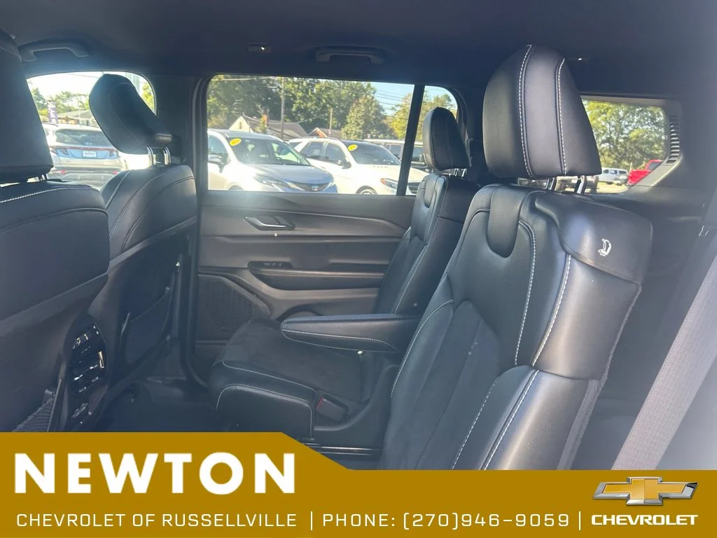 Used 2024 Bright White Clearcoat Jeep Altitude image 11