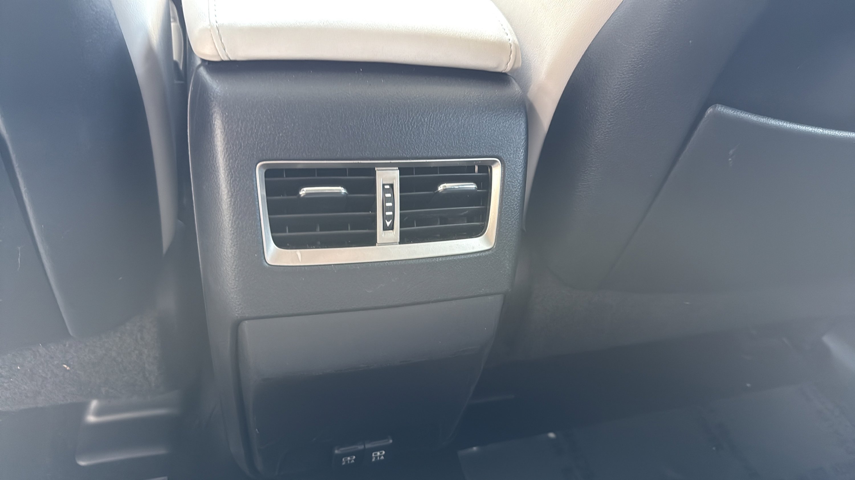 Used 2021 Eminent White Pearl Lexus RX 350 image 25
