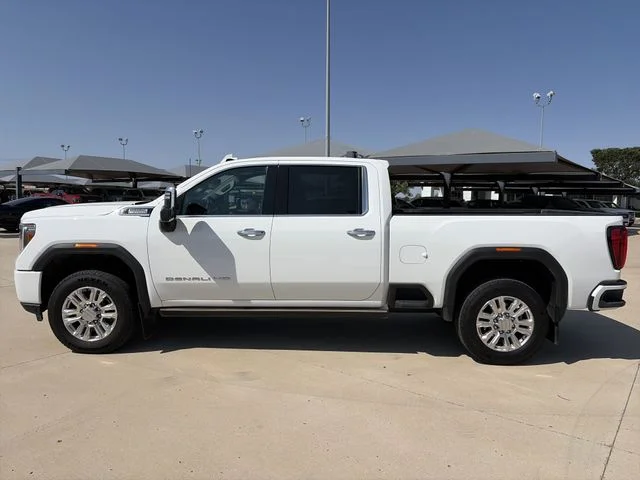 Used 2023 White GMC Denali image 4