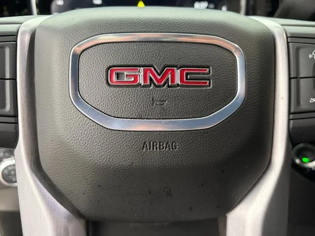 Used 2025 Summit White GMC SLT image 7